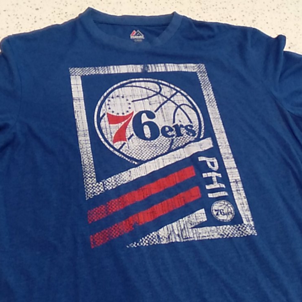 NEW Philadelphia 76ers 13" Graphic Print T-Shirt